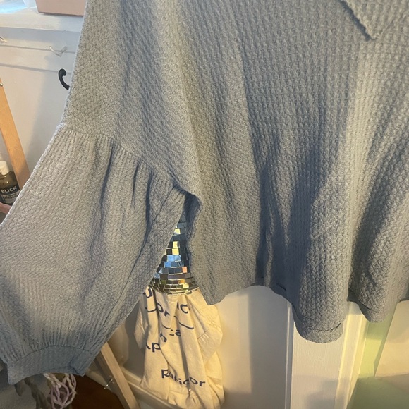 Altar’d State Top - Picture 2 of 3